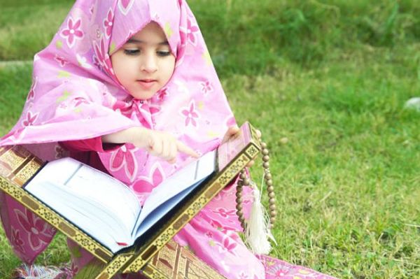 في حفظ القران.. كل طفل وله طريقة!
